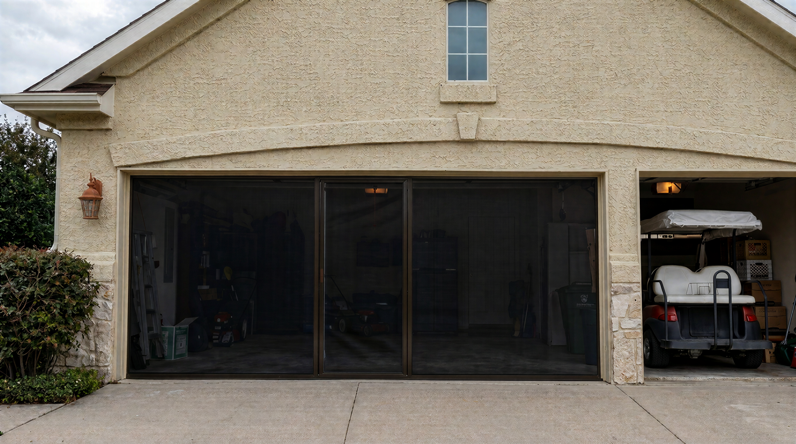 Lifestyle Retractable Screen install — photo 2
